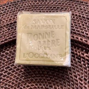 L’Occitane Savon Bonne Mere soap bar